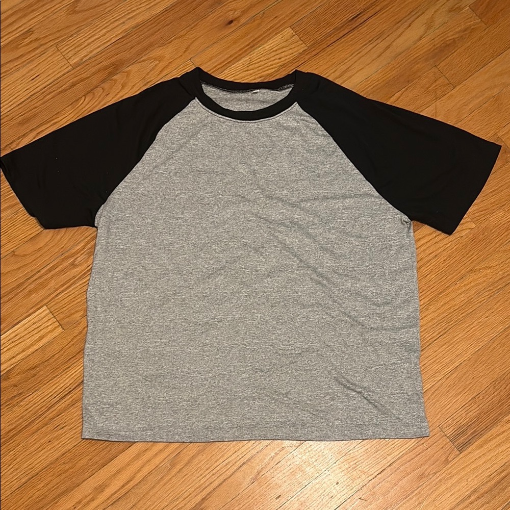 Verdusa Women's Casual Short Sleeve Colorblock Oversized Round Neck Shirt Tops
